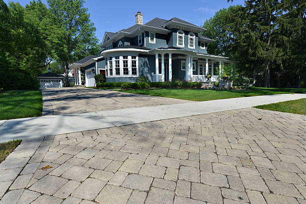 Best Local Driveway Pavers  in Salmon Creek, WA